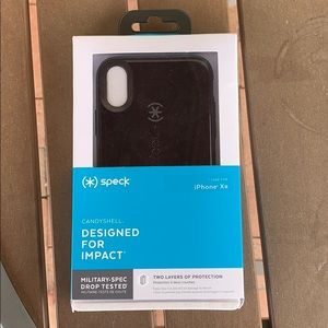 Black Speck IPhone XR candy shell phone case